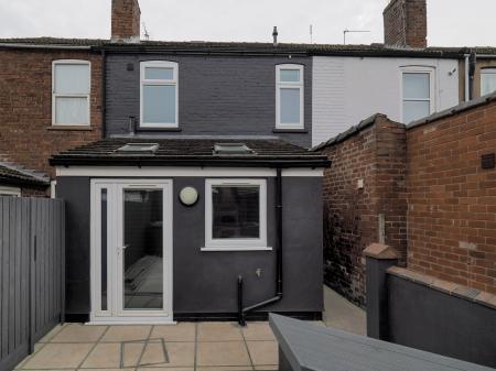2 bedroom Terraced House for sale in Harvey Street, Lincoln, LN1