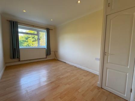 5 bedroom Bungalow for sale in Paynell, Dunholme, LN2