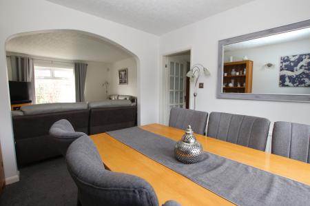 4 bedroom Detached house for sale in Malham Drive, Lincoln, LN6
