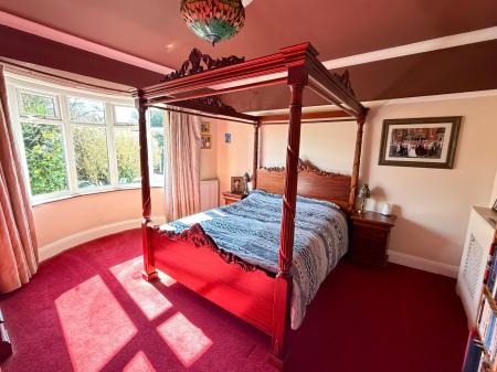 3 bedroom Detached bungalow for sale in Lincoln Road, Branston, LN4