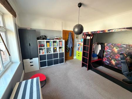 3 bedroom Detached bungalow for sale in Lincoln Road, Branston, LN4