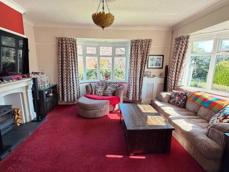 3 bedroom Detached bungalow for sale in Lincoln Road, Branston, LN4