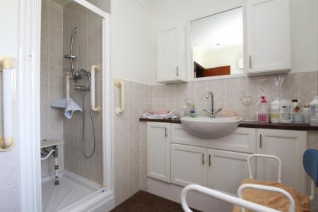 3 bedroom Detached bungalow for sale in Ermine Drive, Navenby, LN5