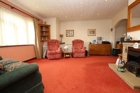 3 bedroom Detached bungalow for sale in Ermine Drive, Navenby, LN5