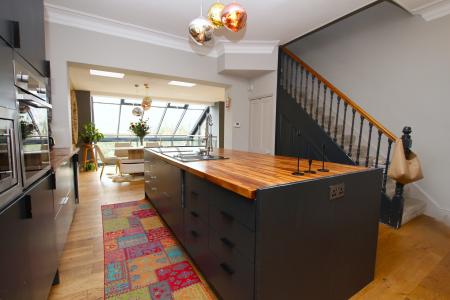 4 bedroom Town house for sale in South Park, Lincoln, LN5