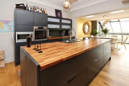 4 bedroom Town house for sale in South Park, Lincoln, LN5