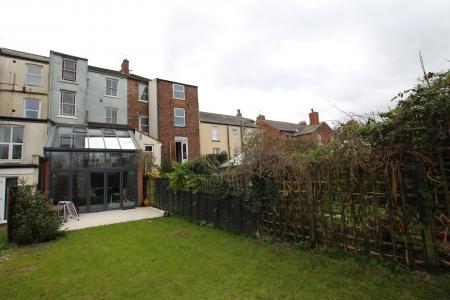 4 bedroom Town house for sale in South Park, Lincoln, LN5