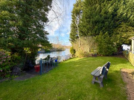 4 bedroom Detached house for sale in Thirlmere Way, Lincoln, LN6