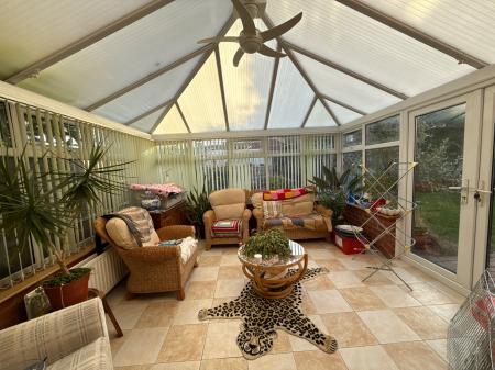 4 bedroom Detached house for sale in Thirlmere Way, Lincoln, LN6