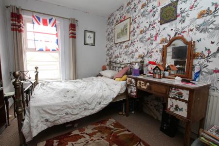 3 bedroom Terraced House for sale in High Street, Metheringham, LN4