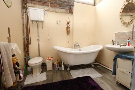 3 bedroom Terraced House for sale in High Street, Metheringham, LN4