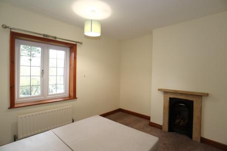 6 bedroom Detached house to let in Barlings Lane, Langworth, LN3