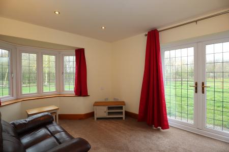 6 bedroom Detached house to let in Barlings Lane, Langworth, LN3