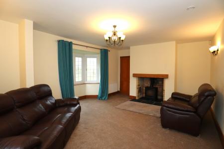 6 bedroom Detached house to let in Barlings Lane, Langworth, LN3