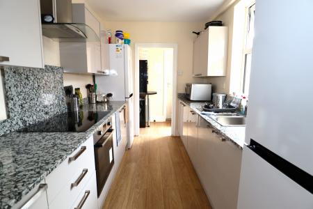 6 bedroom Terraced House to let in St Catherines Grove, Lincoln, LN5