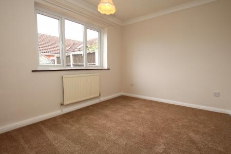 3 bedroom Bungalow for sale in Elsham Crescent, Lincoln, LN6