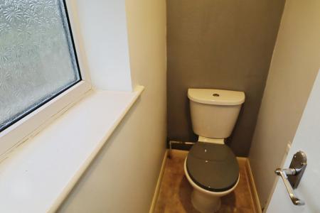 3 bedroom Semi-detached house to let in High Street, Caythorpe, NG32