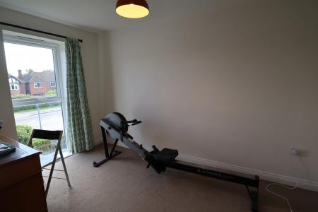 2 bedroom Semi-detached house to let in Riseholme Road, Lincoln, LN1