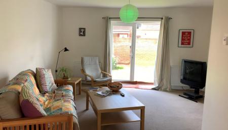 2 bedroom Semi-detached house to let in Riseholme Road, Lincoln, LN1