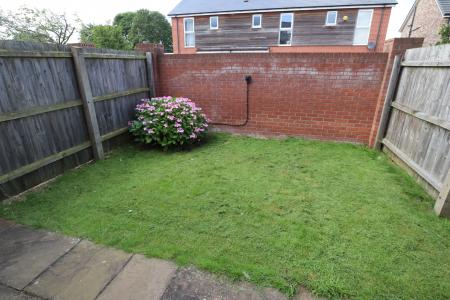 2 bedroom Semi-detached house to let in Riseholme Road, Lincoln, LN1