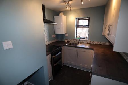1 bedroom Semi-detached house to let in Beaufort Road, Lincoln, LN2