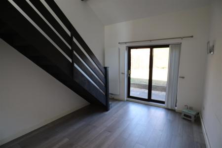 1 bedroom Semi-detached house to let in Beaufort Road, Lincoln, LN2