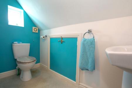 4 bedroom Detached house for sale in Satterley Close, Witham St Hughs, LN6