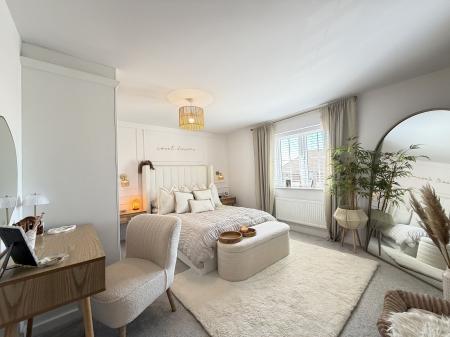 2 bedroom Terraced House to let in Peacock Avenue, Branston, LN4