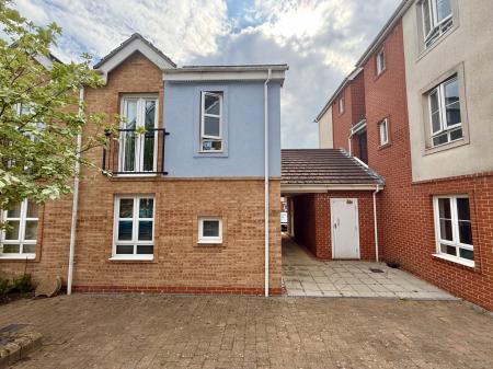 Pitcairn Avenue, Lincoln, LN2