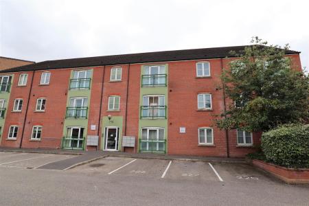 Riverside Drive, Lincoln, LN5