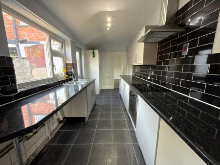 3 bedroom Terraced House for sale in Pennell Street, Lincoln, LN5