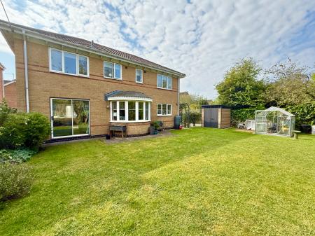 4 bedroom Detached house for sale in Ridge Close, Welton, LN2