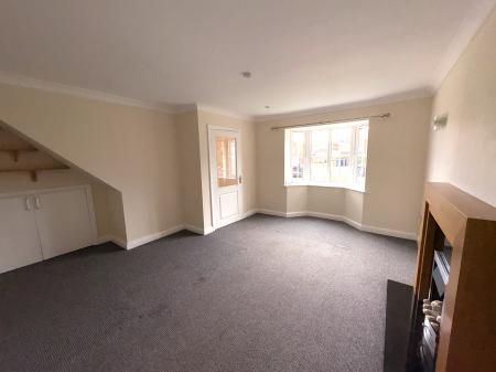4 bedroom Detached house to let in Headland Way, Navenby, LN5