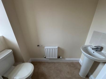 3 bedroom Flat to let in Deansleigh, Lincoln, LN1