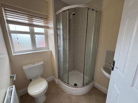 3 bedroom Flat to let in Deansleigh, Lincoln, LN1