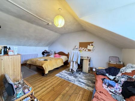 4 bedroom Terraced House for sale in Avondale Street, Lincoln, LN2