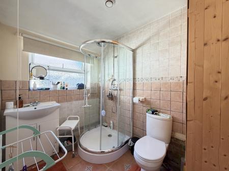 4 bedroom Terraced House for sale in Avondale Street, Lincoln, LN2