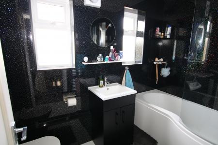 3 bedroom Semi-detached house for sale in Fourth Avenue, Scampton, LN1