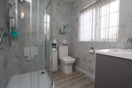 3 bedroom Semi-detached house for sale in Lincoln Road, North Hykeham, LN6