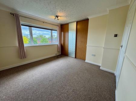 2 bedroom Flat to let in Edendale View, Lincoln, LN1