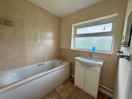 2 bedroom Flat to let in Edendale View, Lincoln, LN1