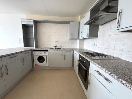 2 bedroom Flat to let in Riverside Drive, Lincoln, LN5