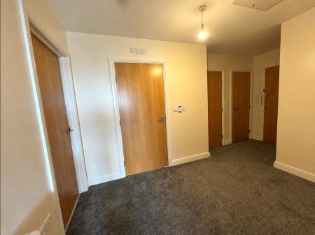 2 bedroom Flat to let in Riverside Drive, Lincoln, LN5