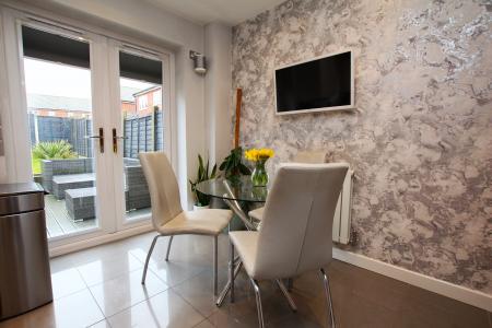 2 bedroom Semi-detached house for sale in Sanderson Road, Lincoln, LN2