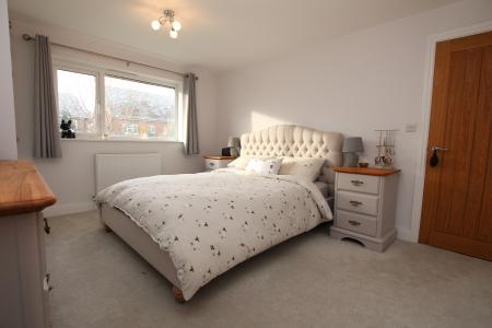 3 bedroom Semi-detached house for sale in Bakers Lane, Bassingham, LN5