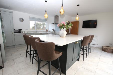3 bedroom Semi-detached house for sale in Bakers Lane, Bassingham, LN5