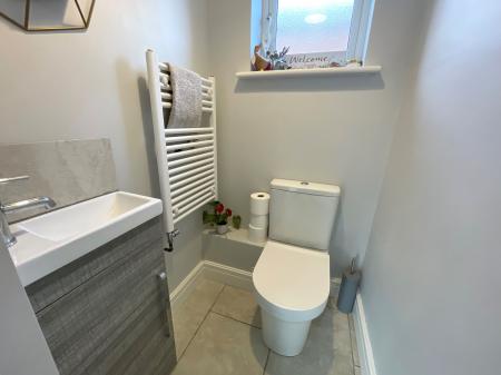 3 bedroom Semi-detached house for sale in Bakers Lane, Bassingham, LN5