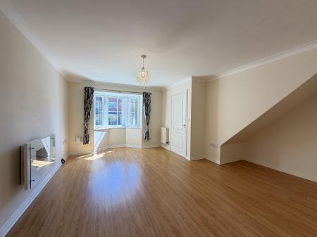 4 bedroom Detached house for sale in Heath Road, Navenby, LN5