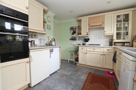 4 bedroom Detached house for sale in Beresford Drive, Lincoln, LN2