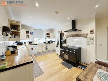 4 bedroom Detached house to let in Cowdale Lane, Lincolnshire, Bransby, LN1